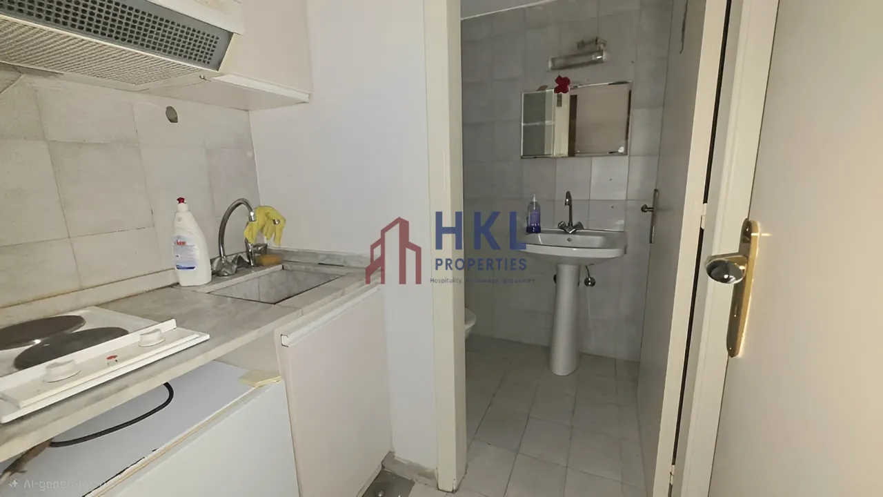Office for rent in Sin El Fil