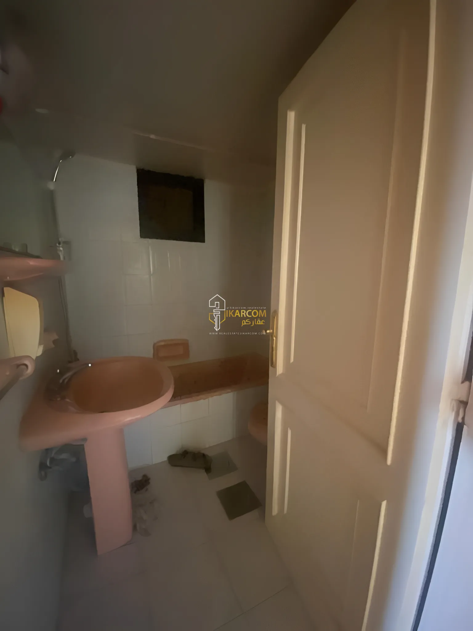 Apartment for Sale in Wata El Msaytbeh, Beirut