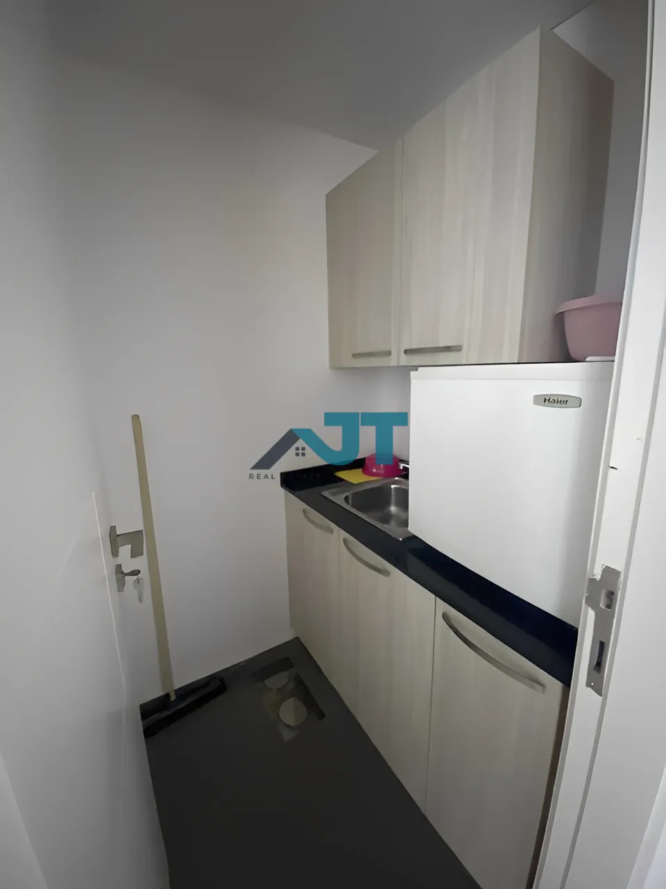 Apartment for Sale in Achrafieh, Geitawi