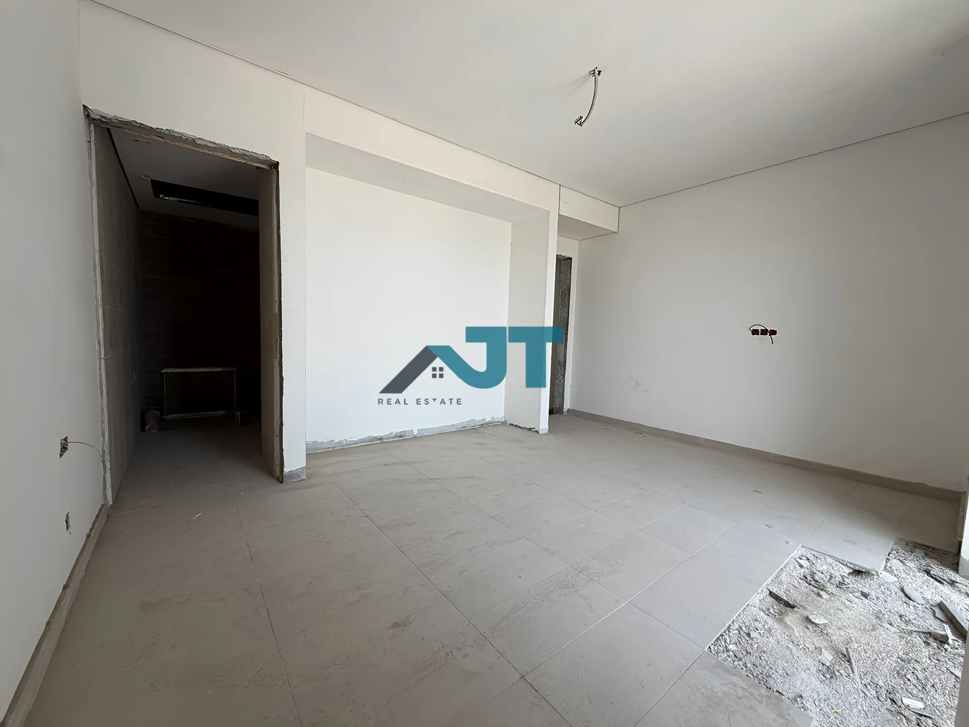 Apartment for sale in Achrafieh, beirut, lebanon - 5 bed, 6.0 bath