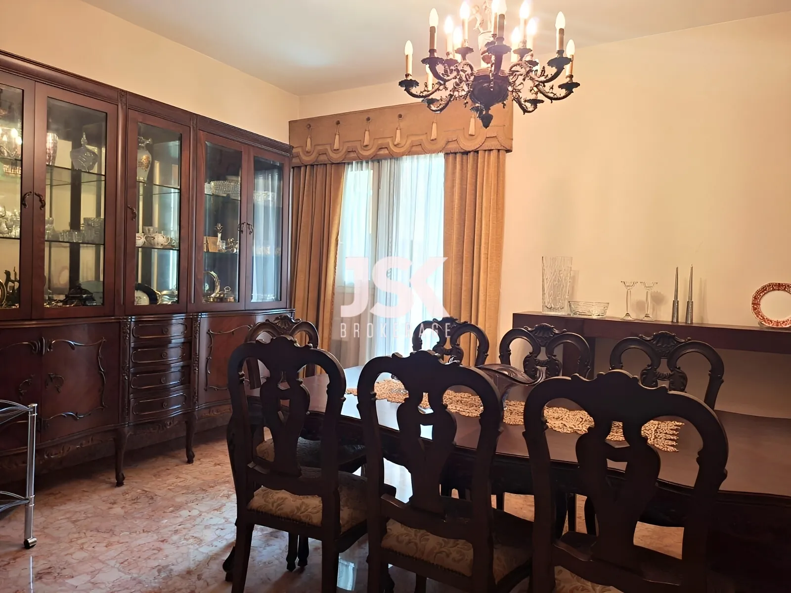 Apartment for Sale in Msaytbeh