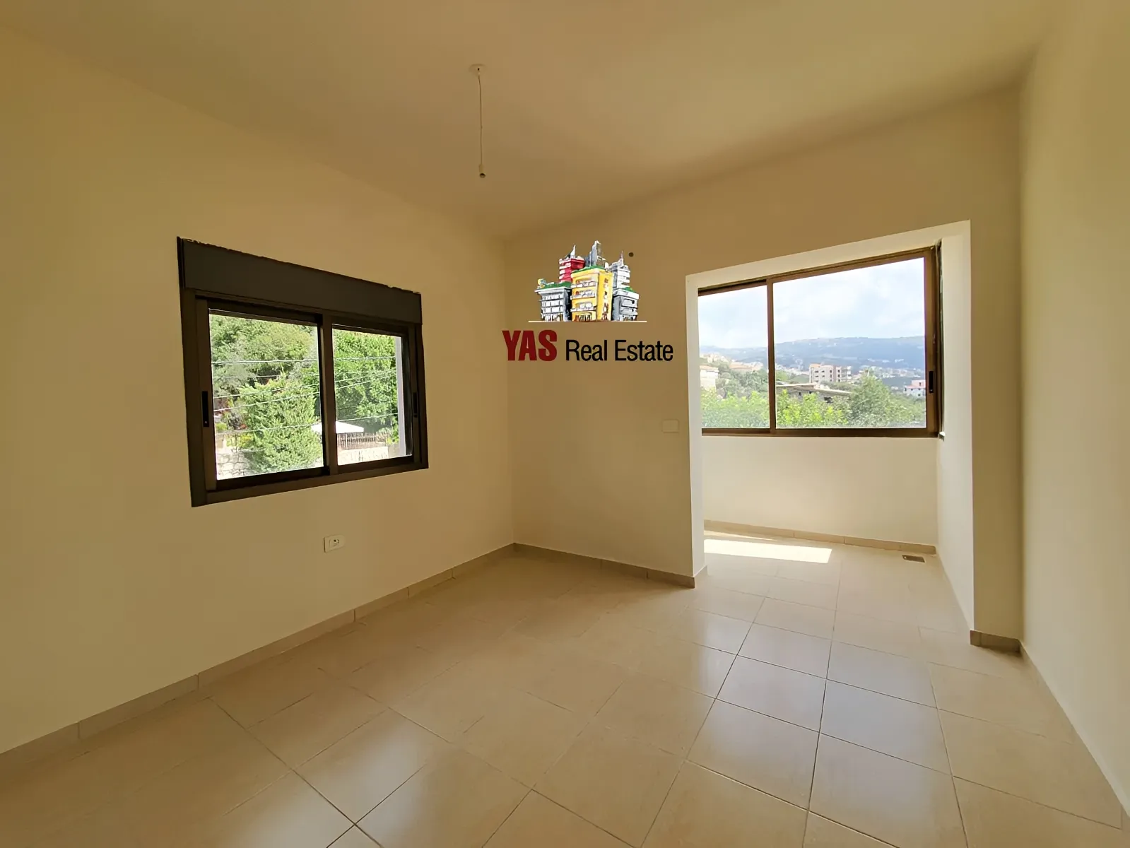 Apartment for Sale in Ballouneh