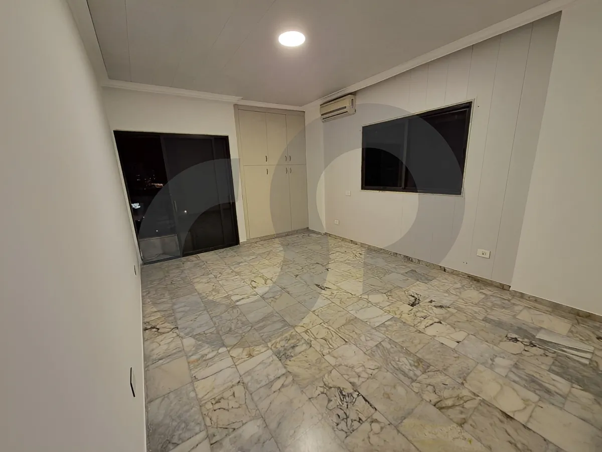 Apartment for Sale in Tallet El Khayyat, Bayrut, Lebanon - 4 bed, 4 bath