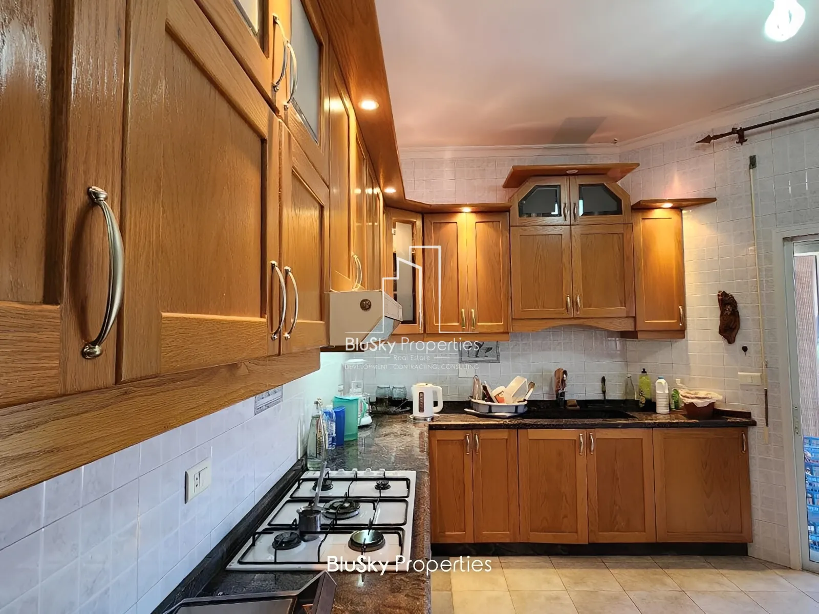 Apartment for Sale in Ain Saade - 3 bed, 4 bath