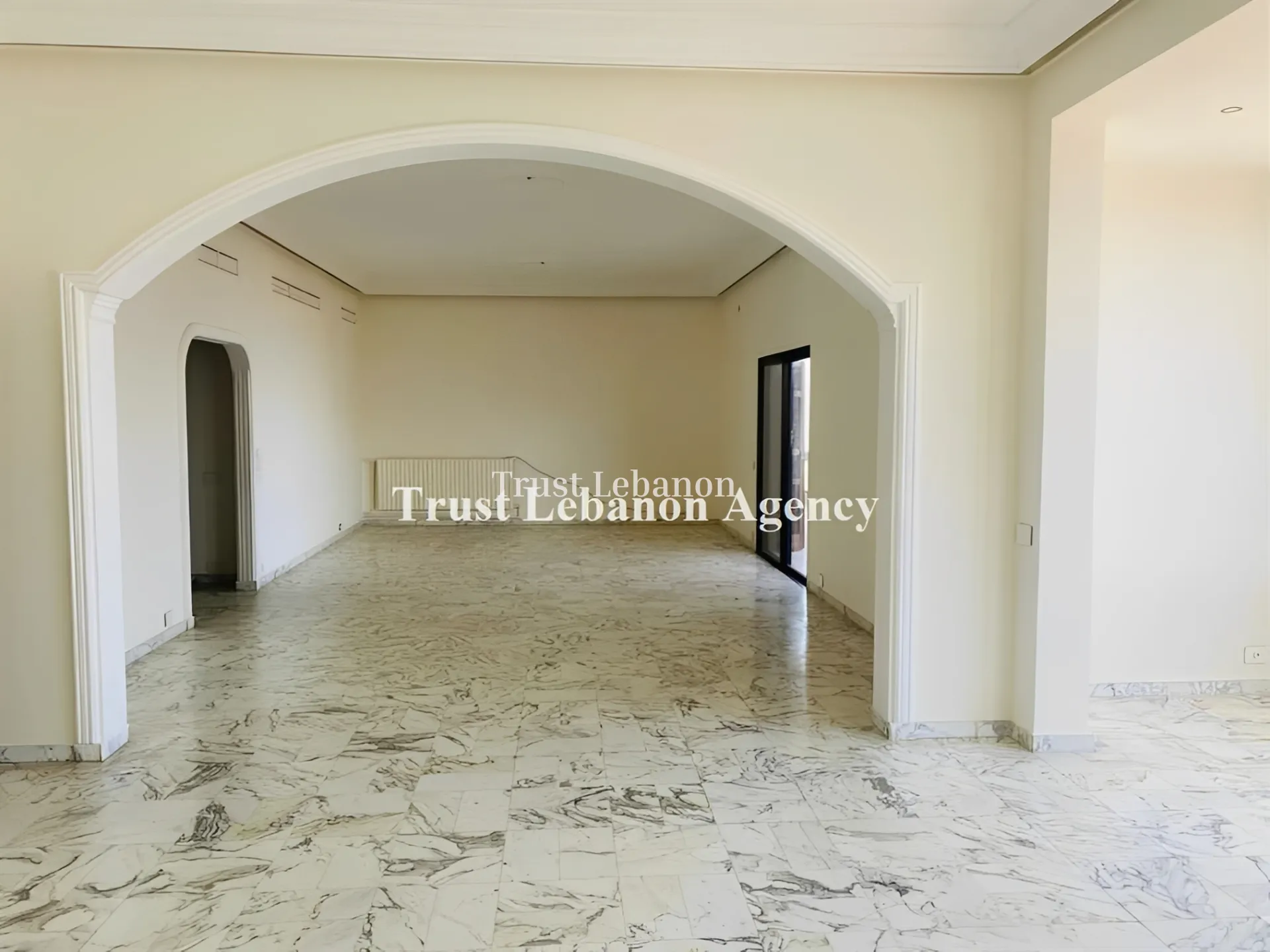 Apartment for rent in Bayada Main Road