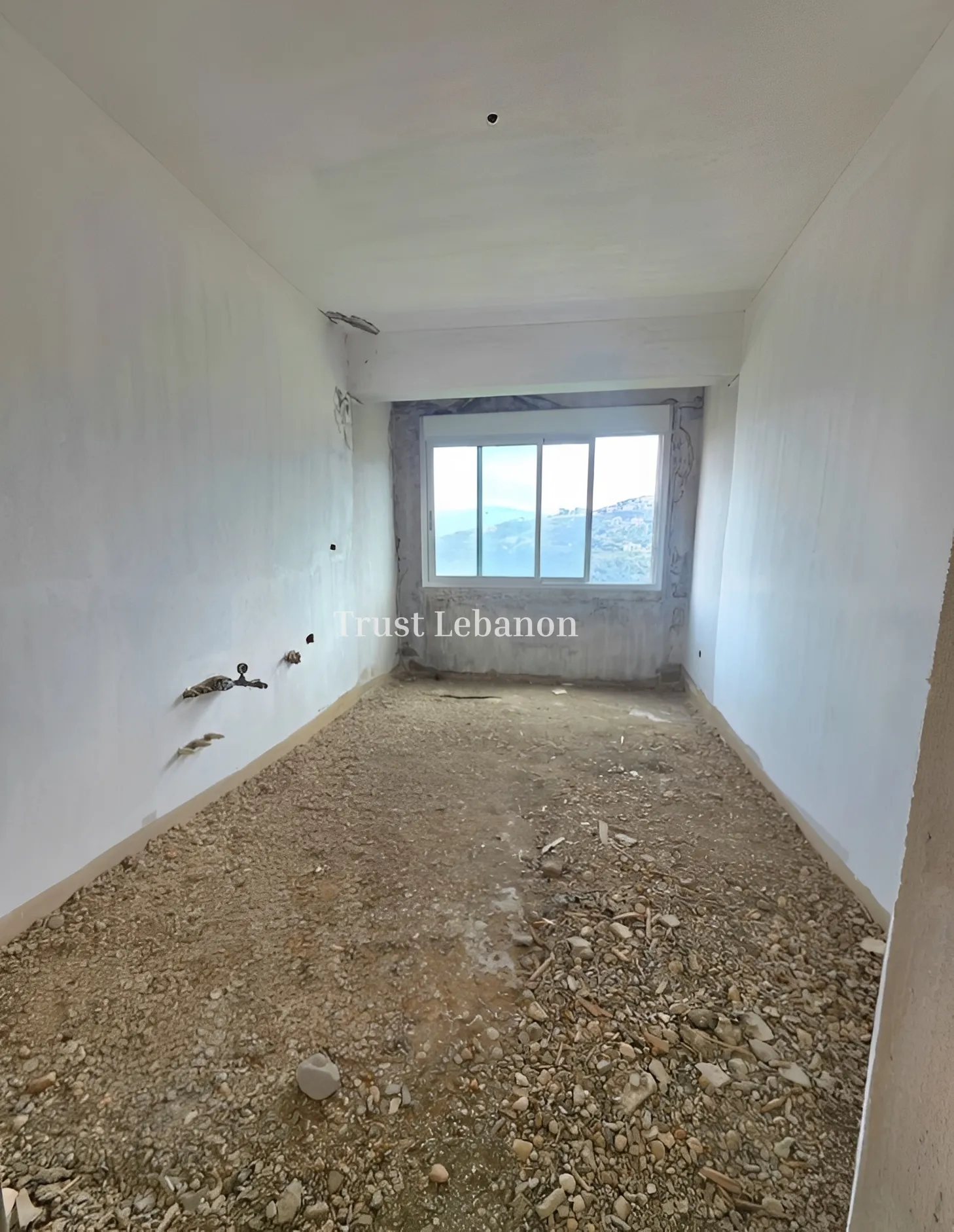 Duplex for sale in Qornet El Hamra, Lebanon - 4 bed, 3 bath