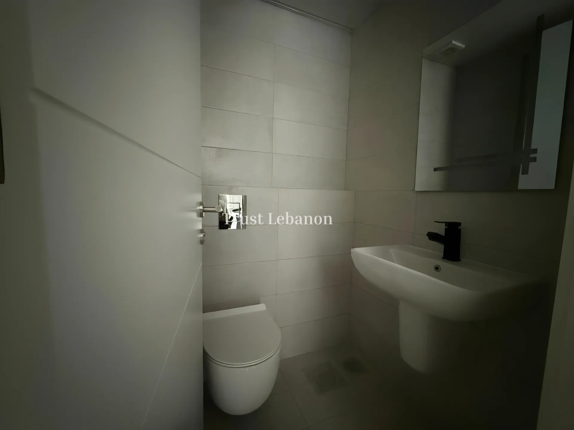 Office for rent in Beit Meri, Lebanon