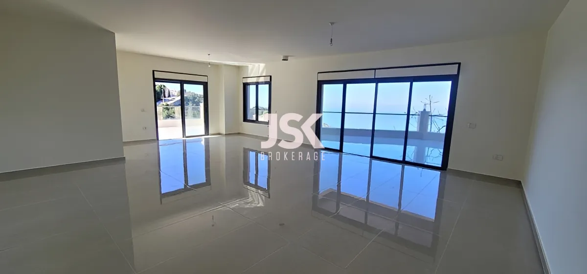 Apartment for Sale in Aachqout, Lebanon