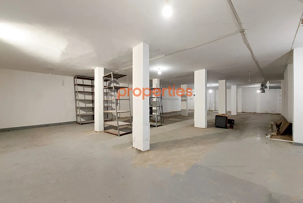 Warehouse for Sale in Zalqa