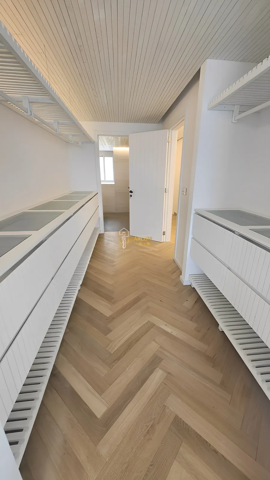 Chalet for Rent in Halat