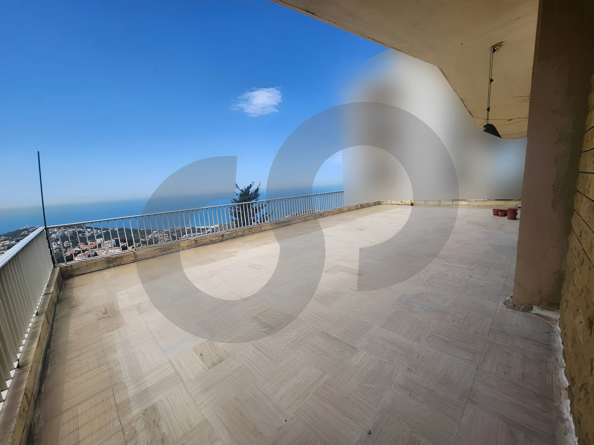 Building for Sale in Kfour