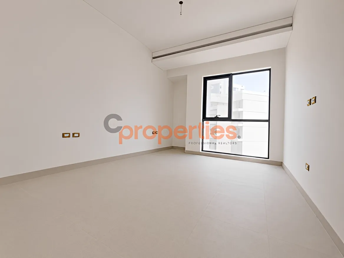 Apartment for Sale in Jnah - 3 bed, 5 bath