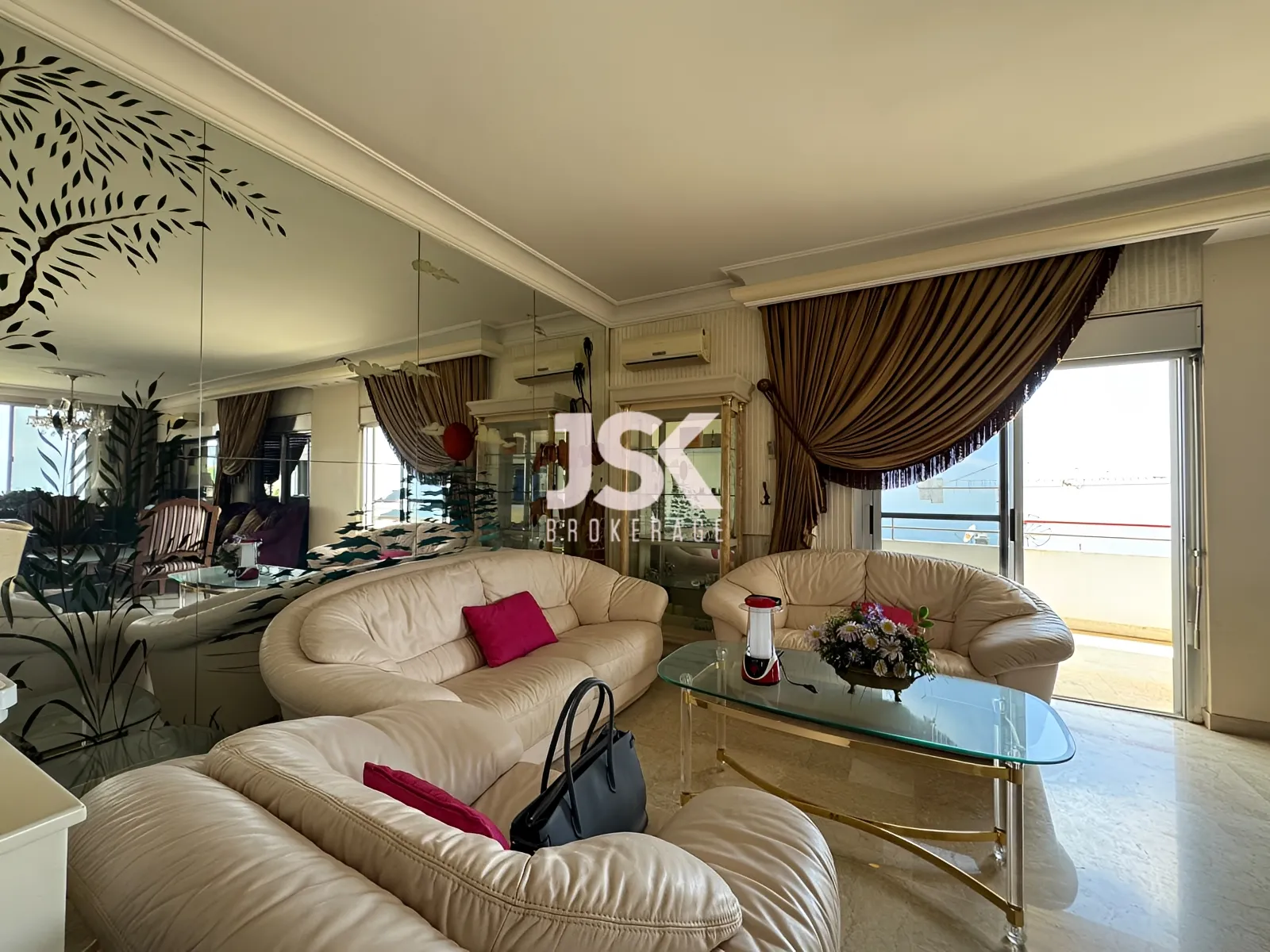 Apartment for Sale in Beit Meri