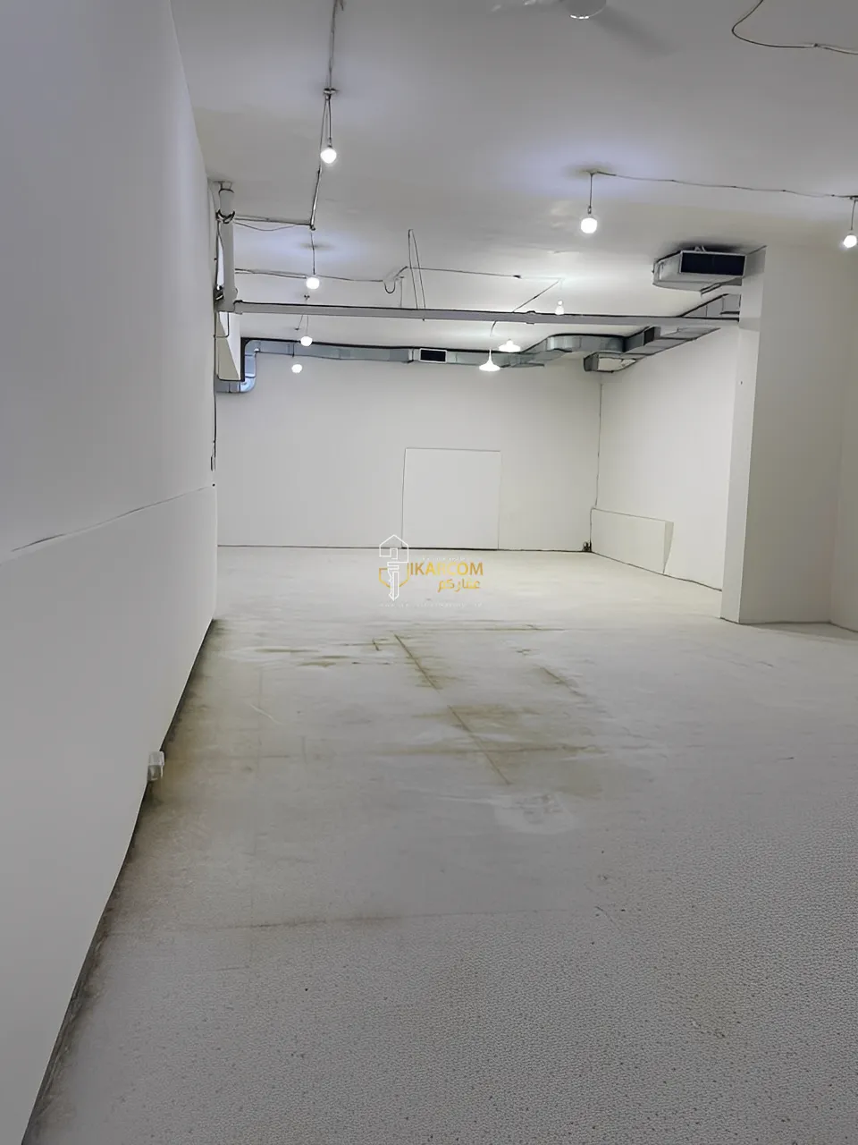 Warehouse For Rent in Achrafieh