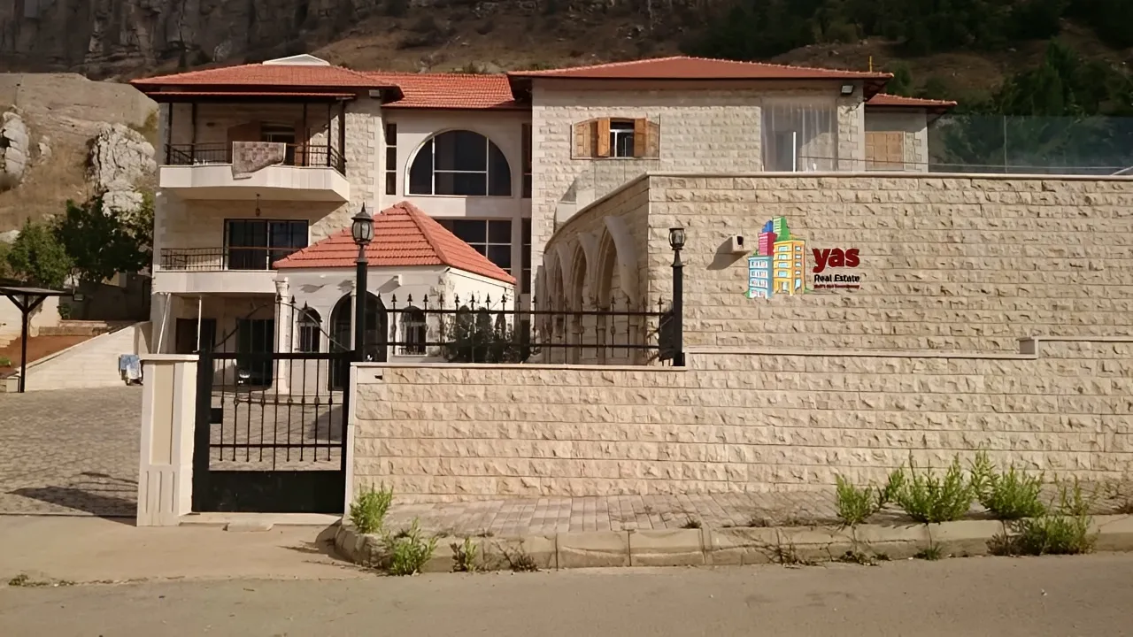 Villa for Sale in Hammana - 5 bed, 8 bath