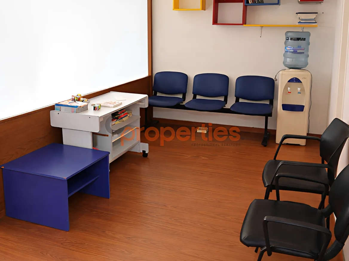 Office for Rent in Baouchriyeh