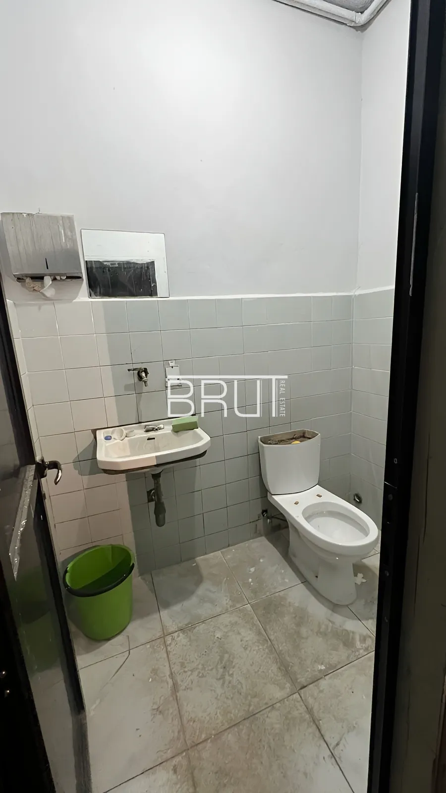 Warehouse for rent in Jounieh