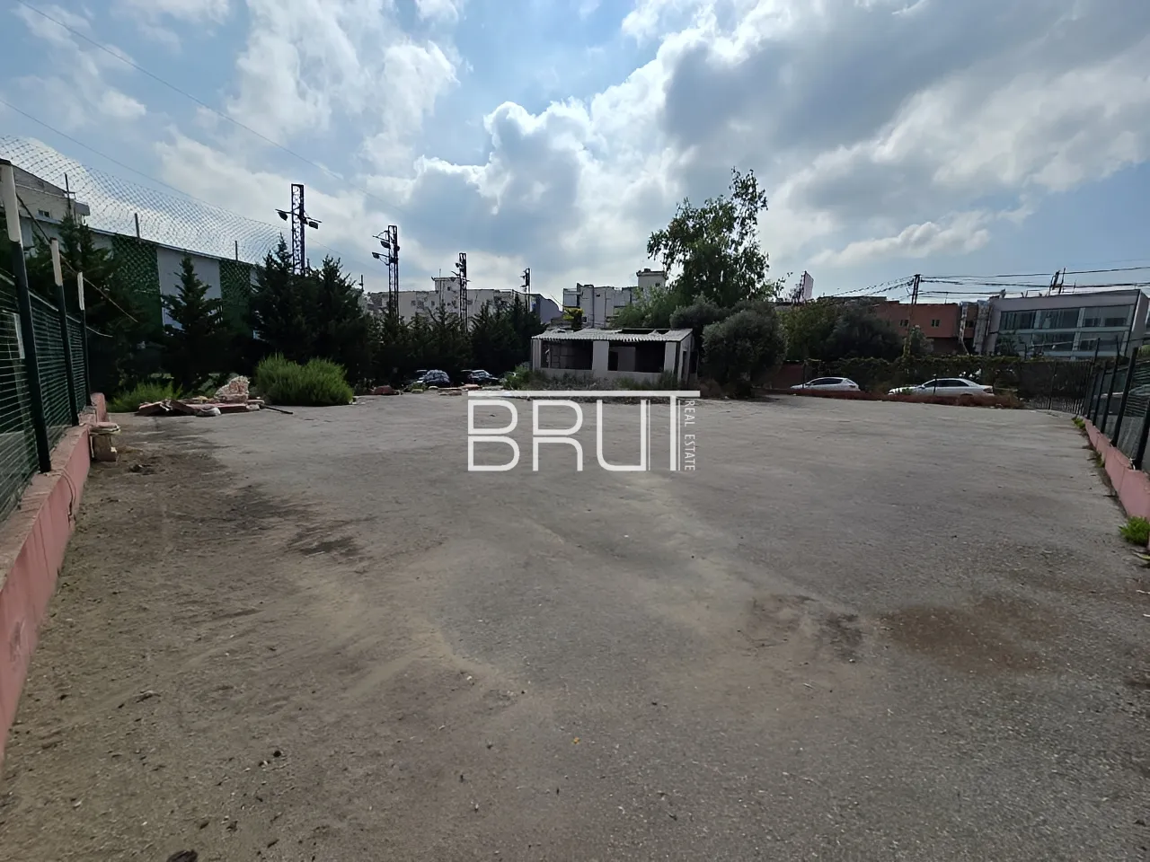 Land for Rent in Zouk Mosbeh