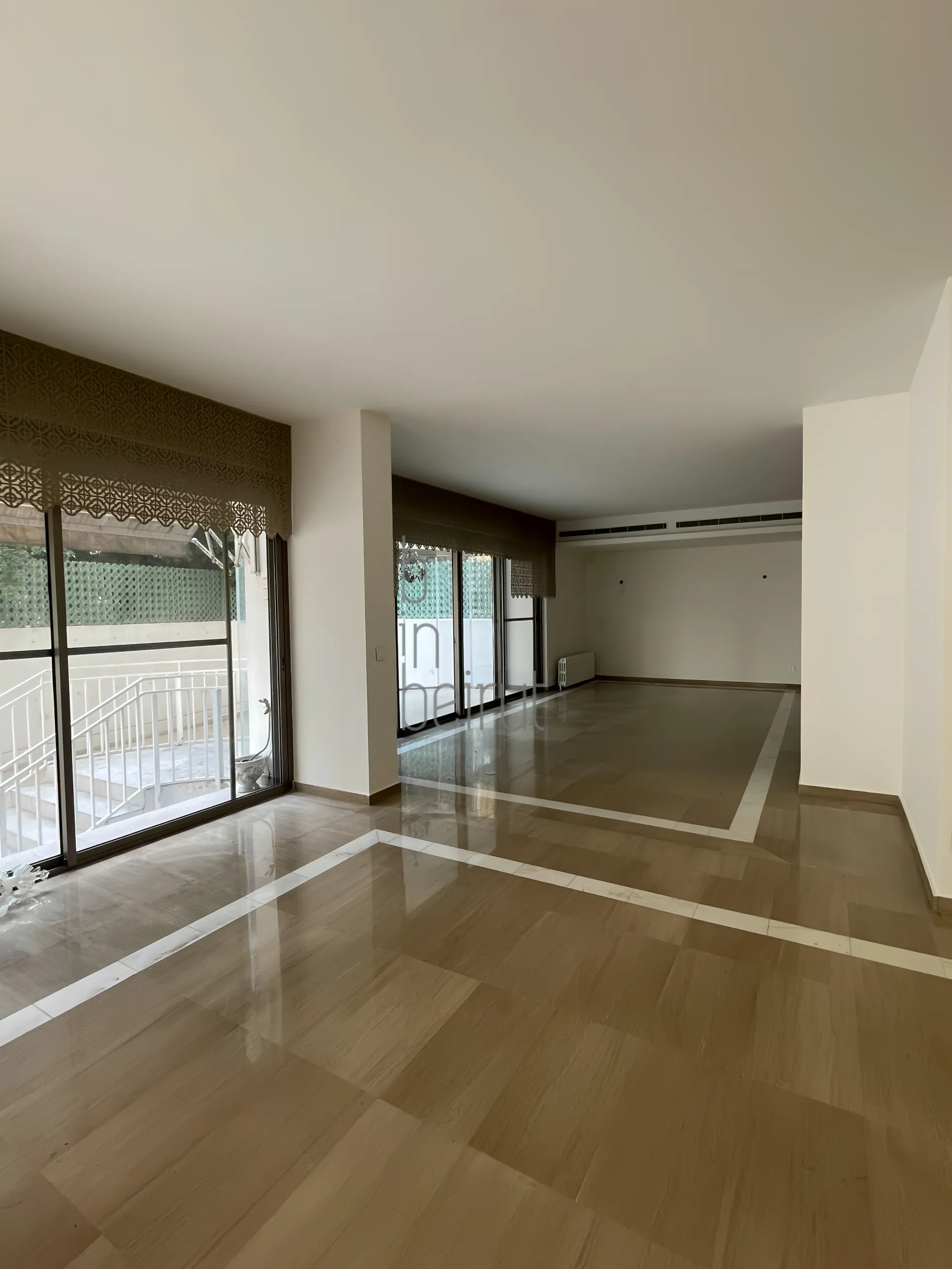 Apartment for Rent in Zarhat el Ihssan - 3 bed, 2 bath