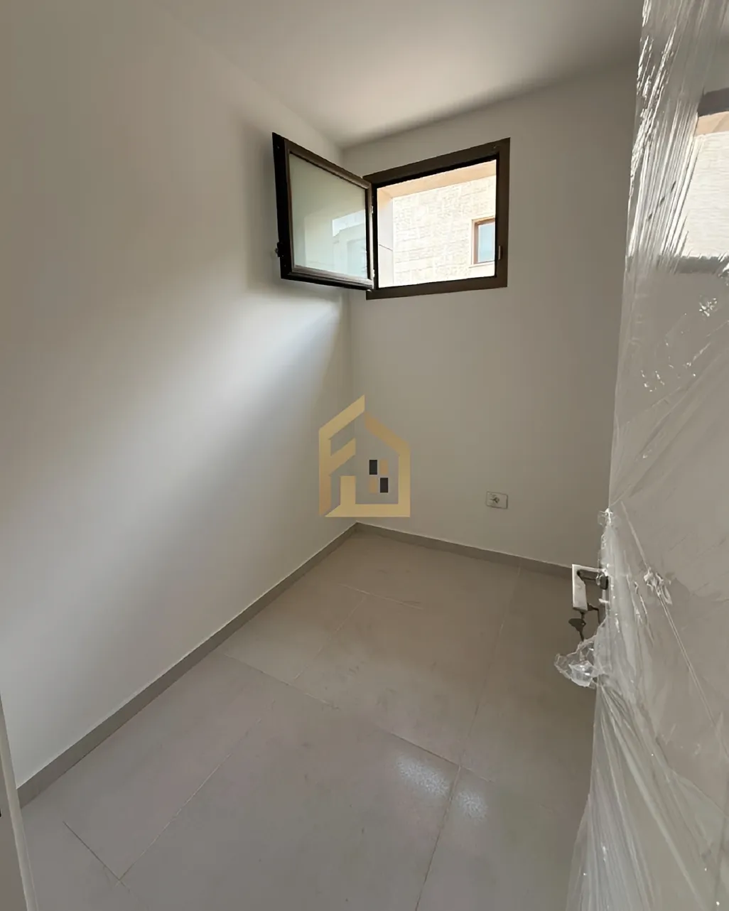 Apartment for sale in Mar Chaaya, Lebanon - 3 bed, 5 bath