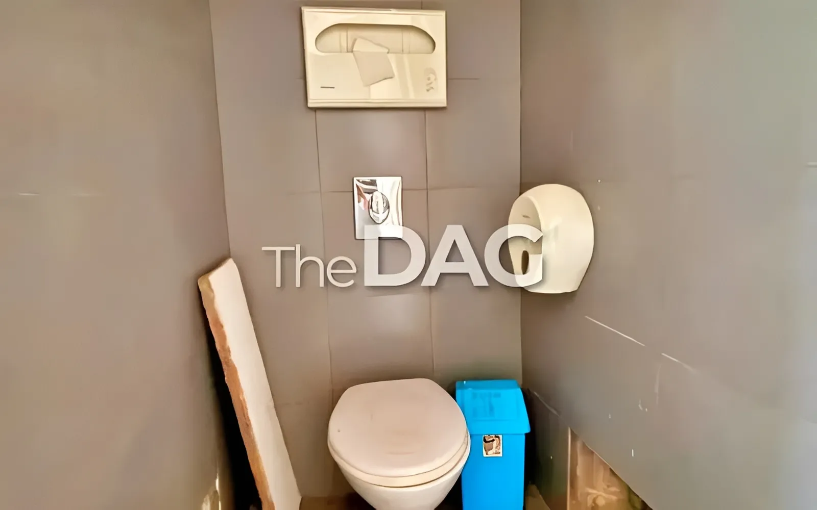 Commercial property for Rent in Jdeideh, Lebanon