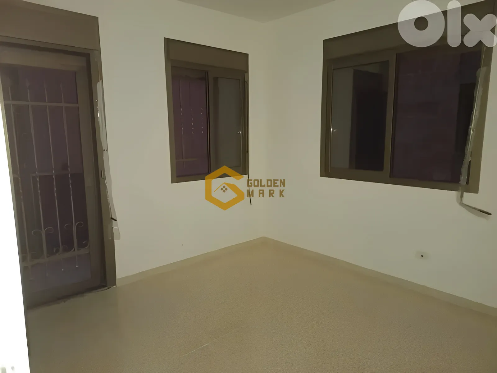 Apartment for Sale in Bouar - 3 bed, 3 bath
