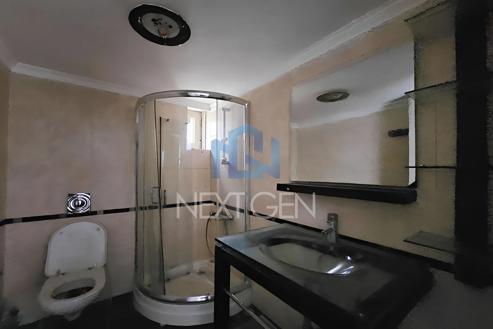 Apartment for Sale in Ramlet El Baida