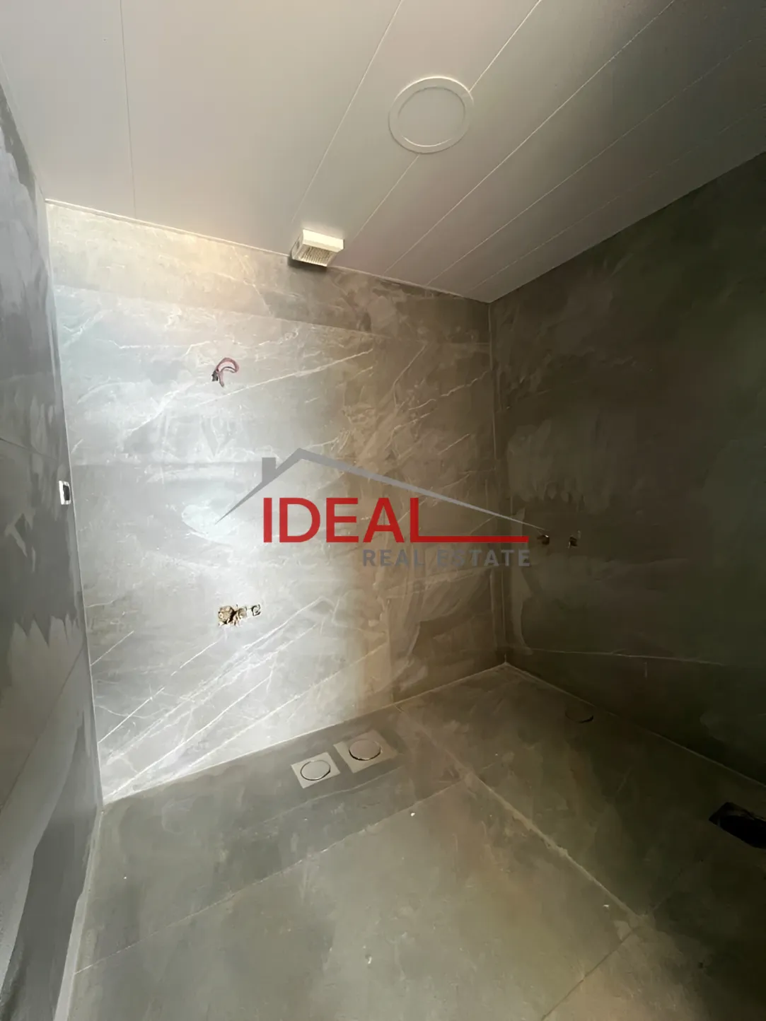 Apartment for sale in Halat