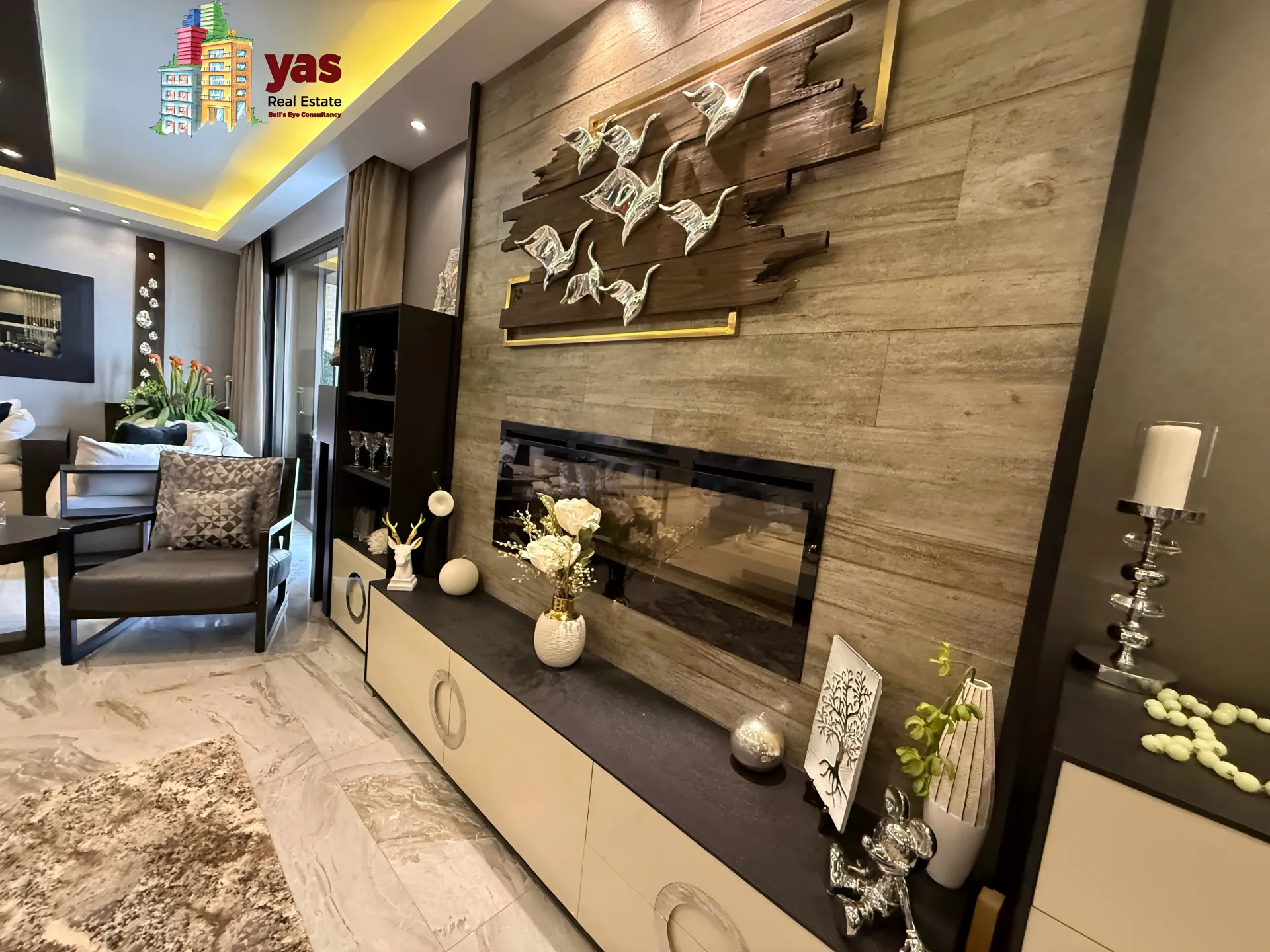 Apartment for Sale in Ballouneh - 4 bed, 5 bath