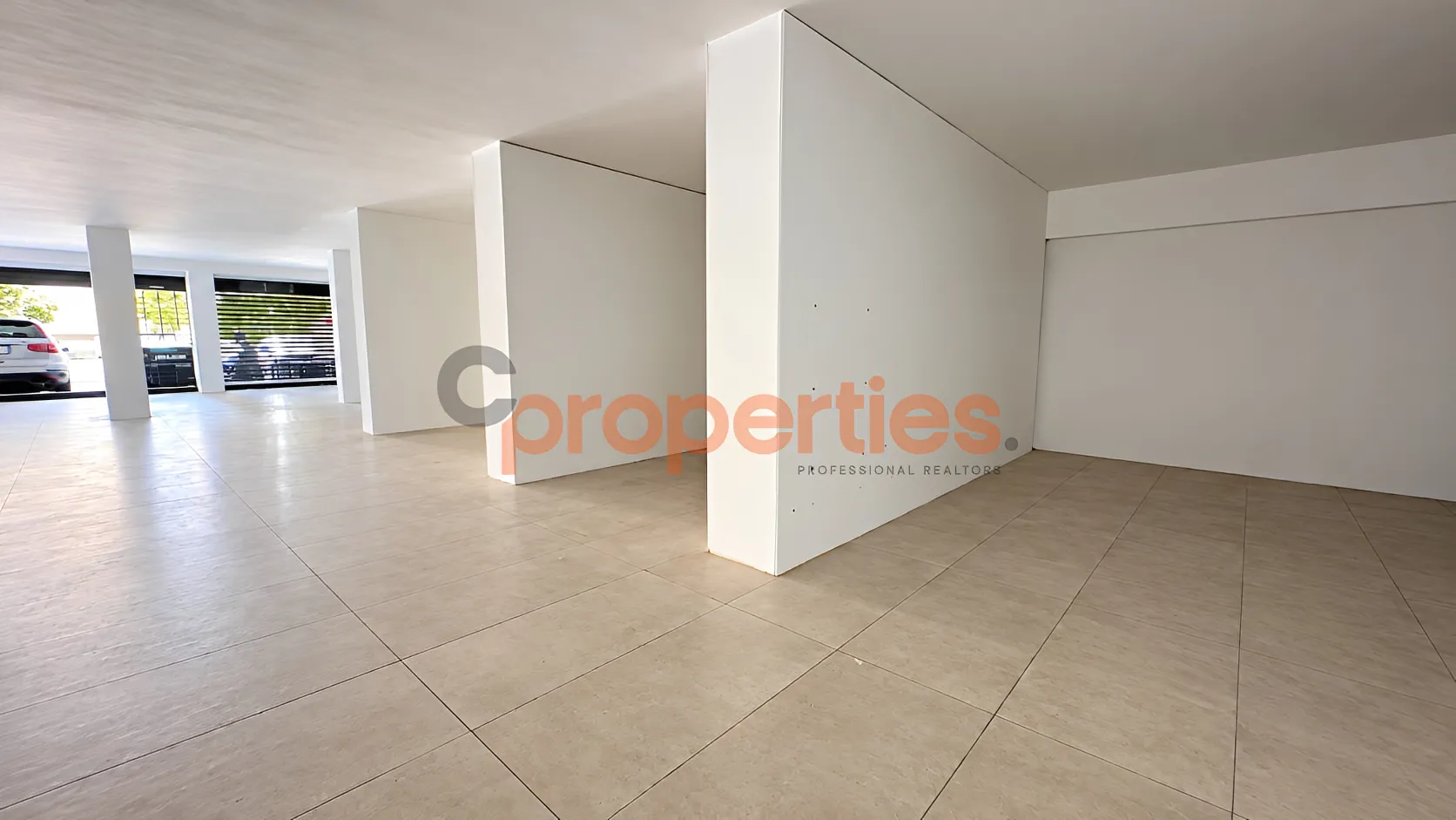 Showroom for Rent in Raoucheh