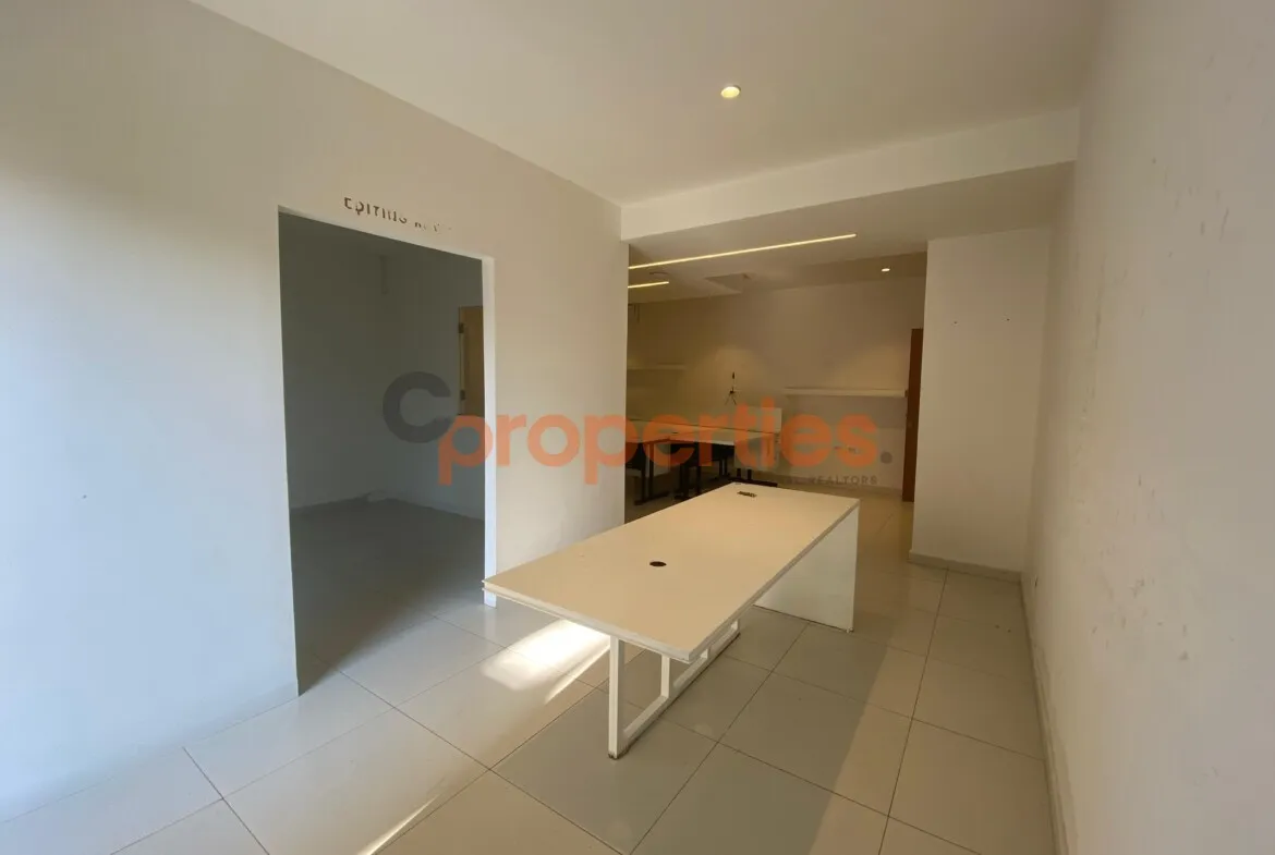 Office for Rent in Antelias