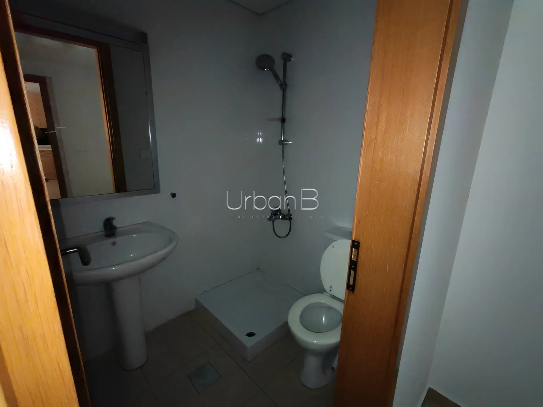Apartment for Rent in Mar Meter, Achrafieh, Beirut