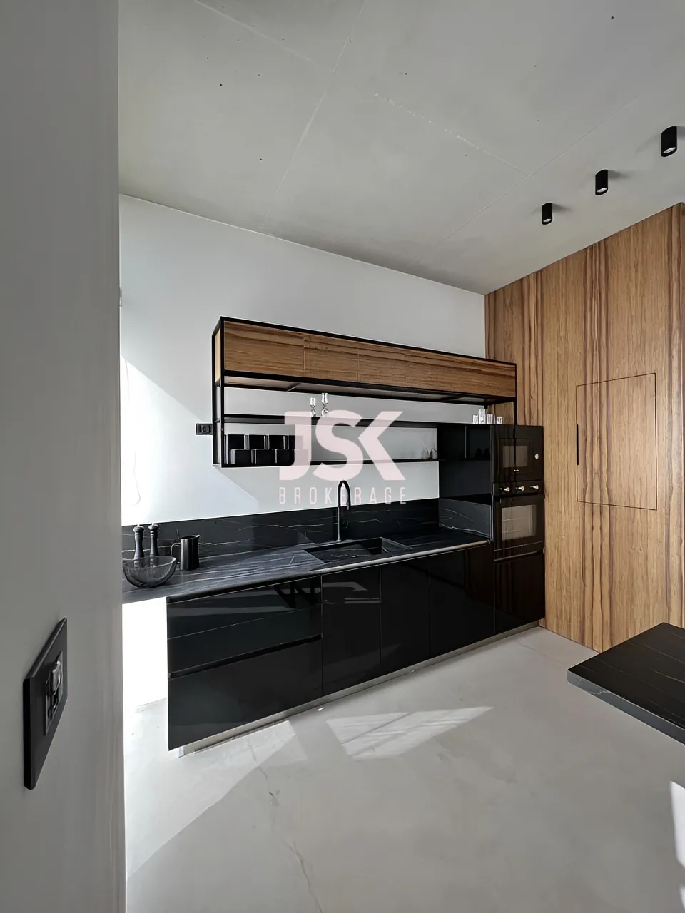 Loft for Sale in Batroun