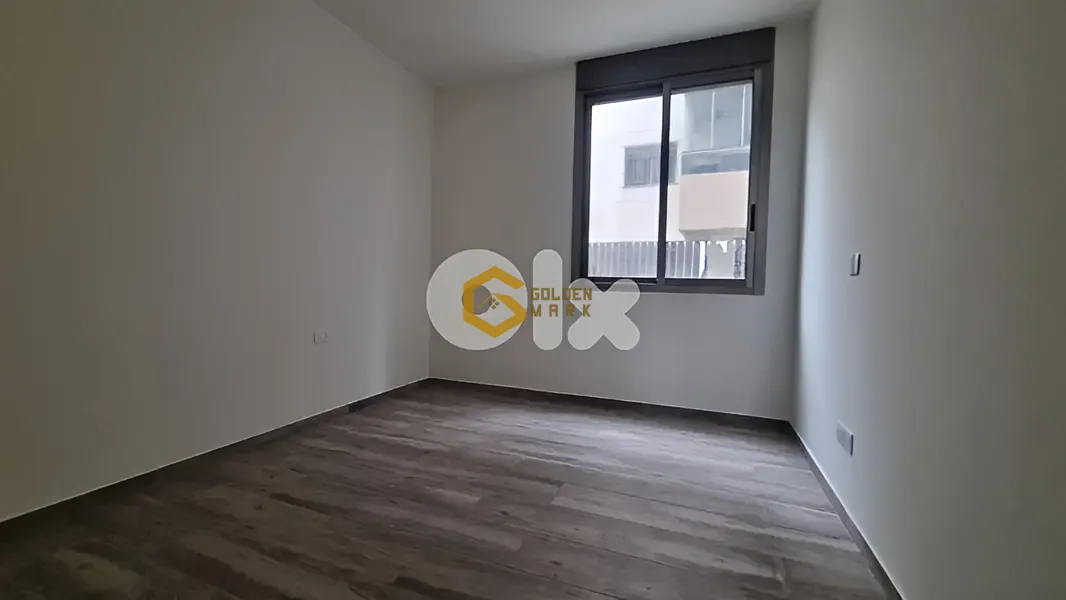 Apartment for Sale in Mazraat Yachoua - 3 bed, 3 bath