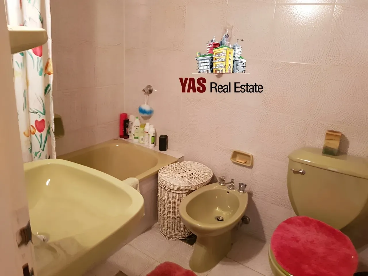 Chalet for Sale in Faytroun - 2 bed, 2 bath