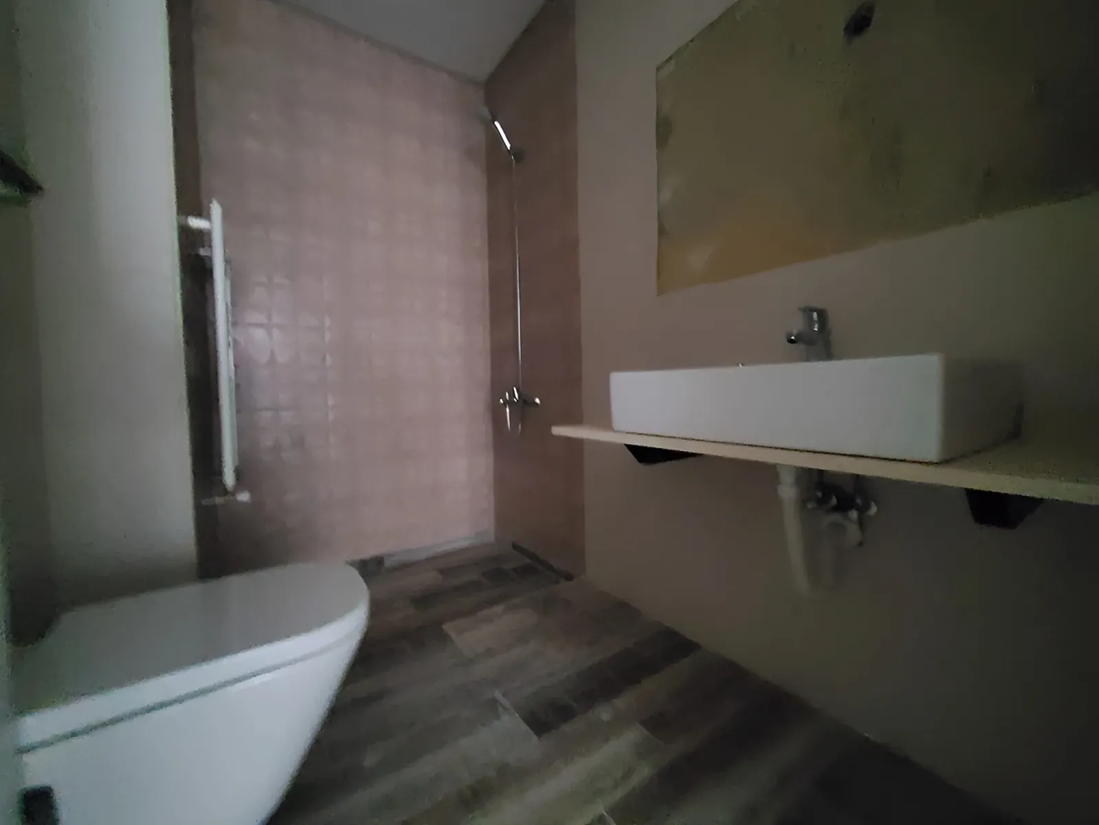 Apartment for Sale in Ajaltoun - 3 bed, 4 bath