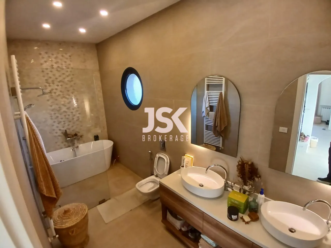 Villa for Sale in Roumieh