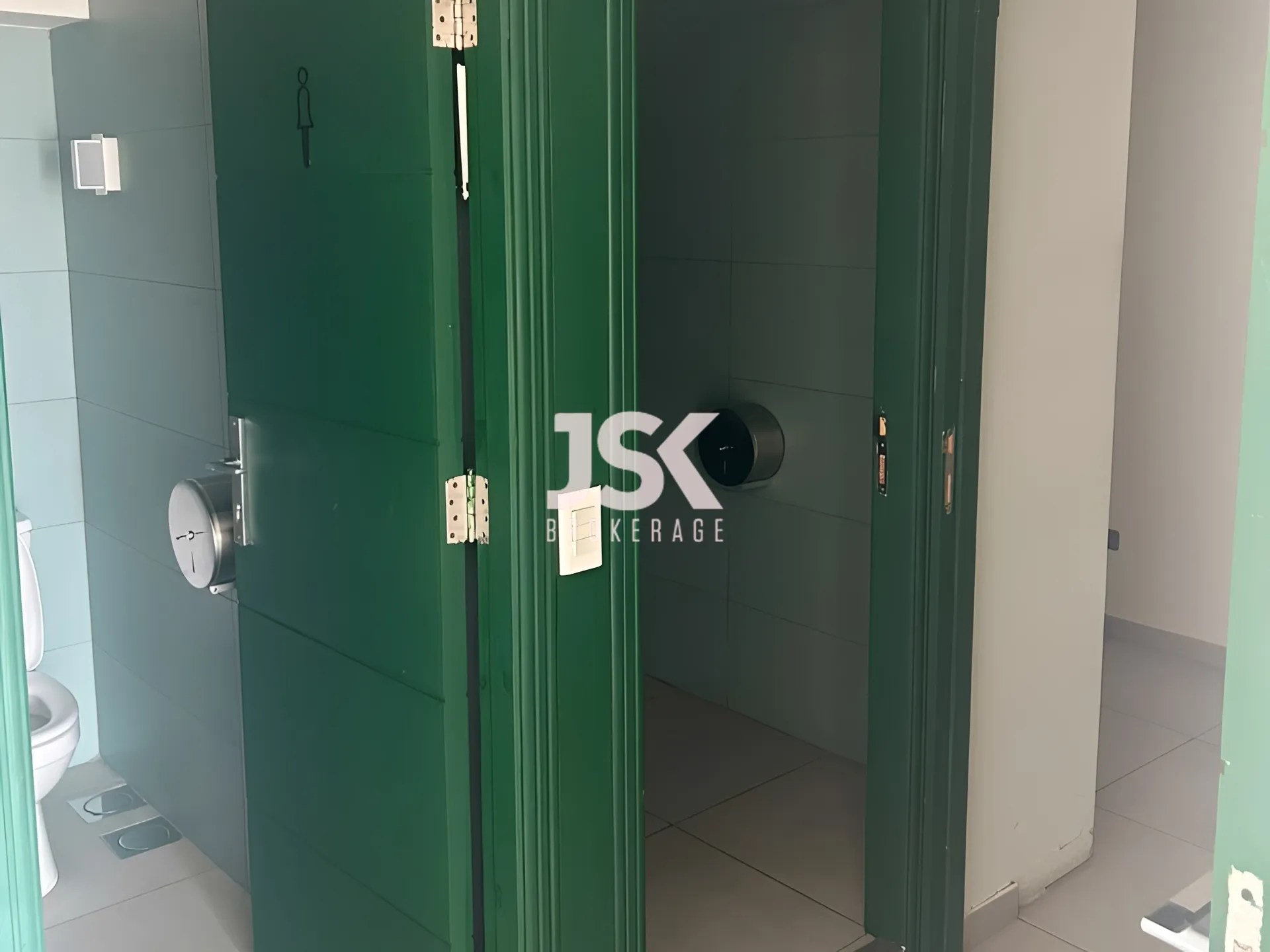Shop for Rent in Dbayeh