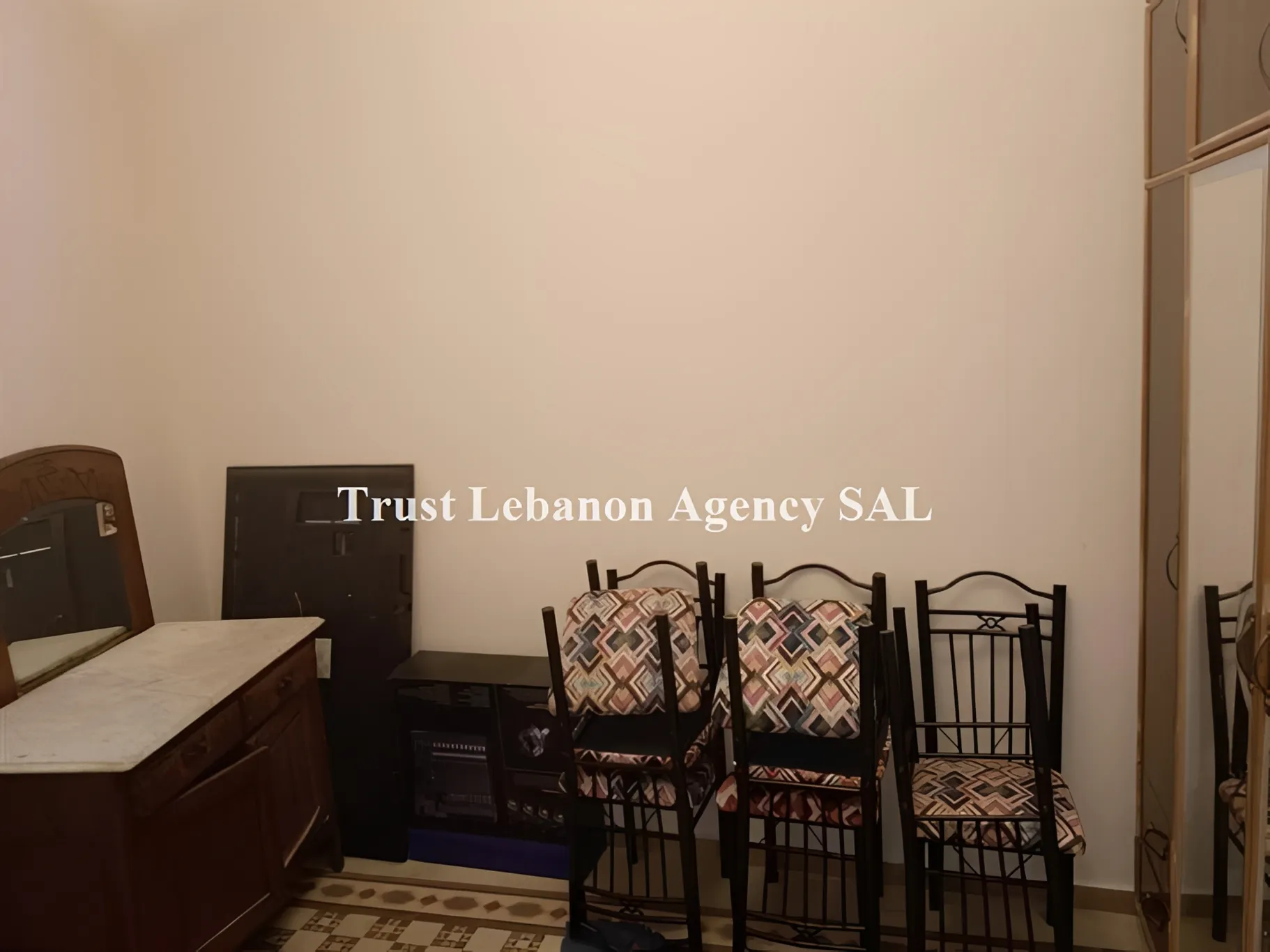 Apartment for Rent in Achrafieh - 2 bed, 2 bath