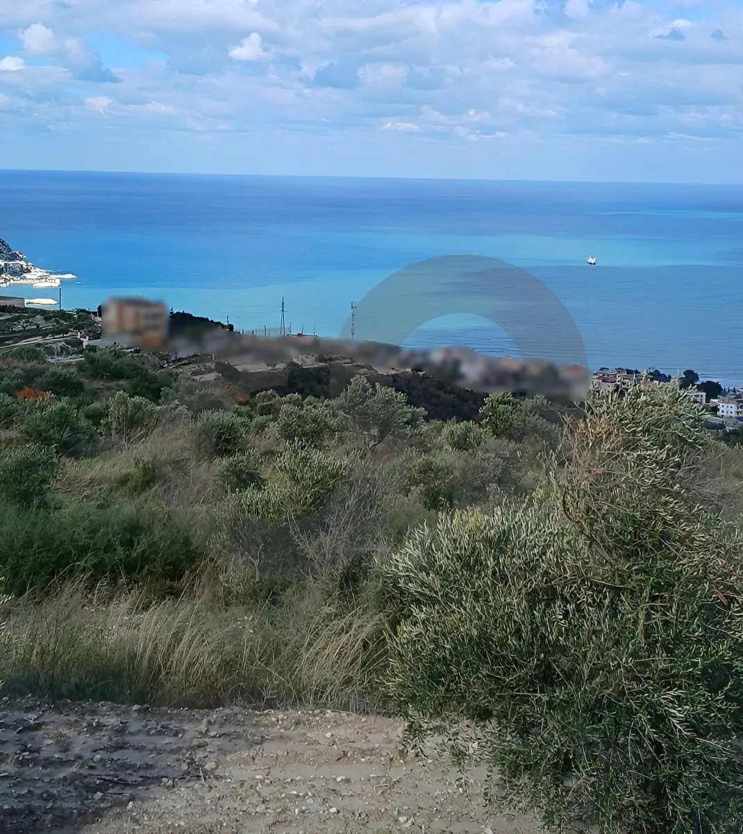 Land for Sale in Kafraiya, Lebanon