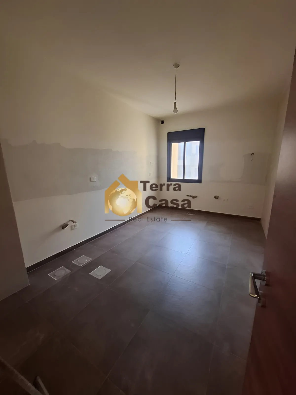 Apartment for sale in Adonis