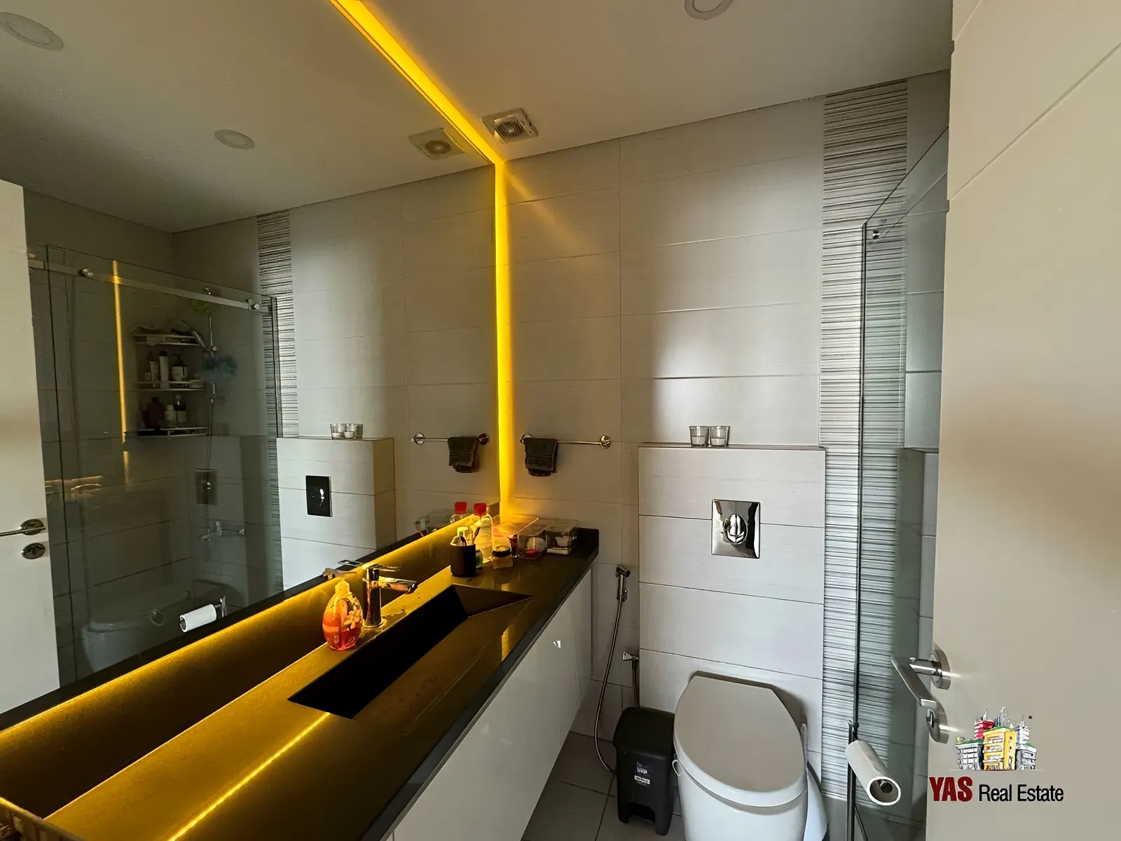 Apartment for Sale in Ballouneh