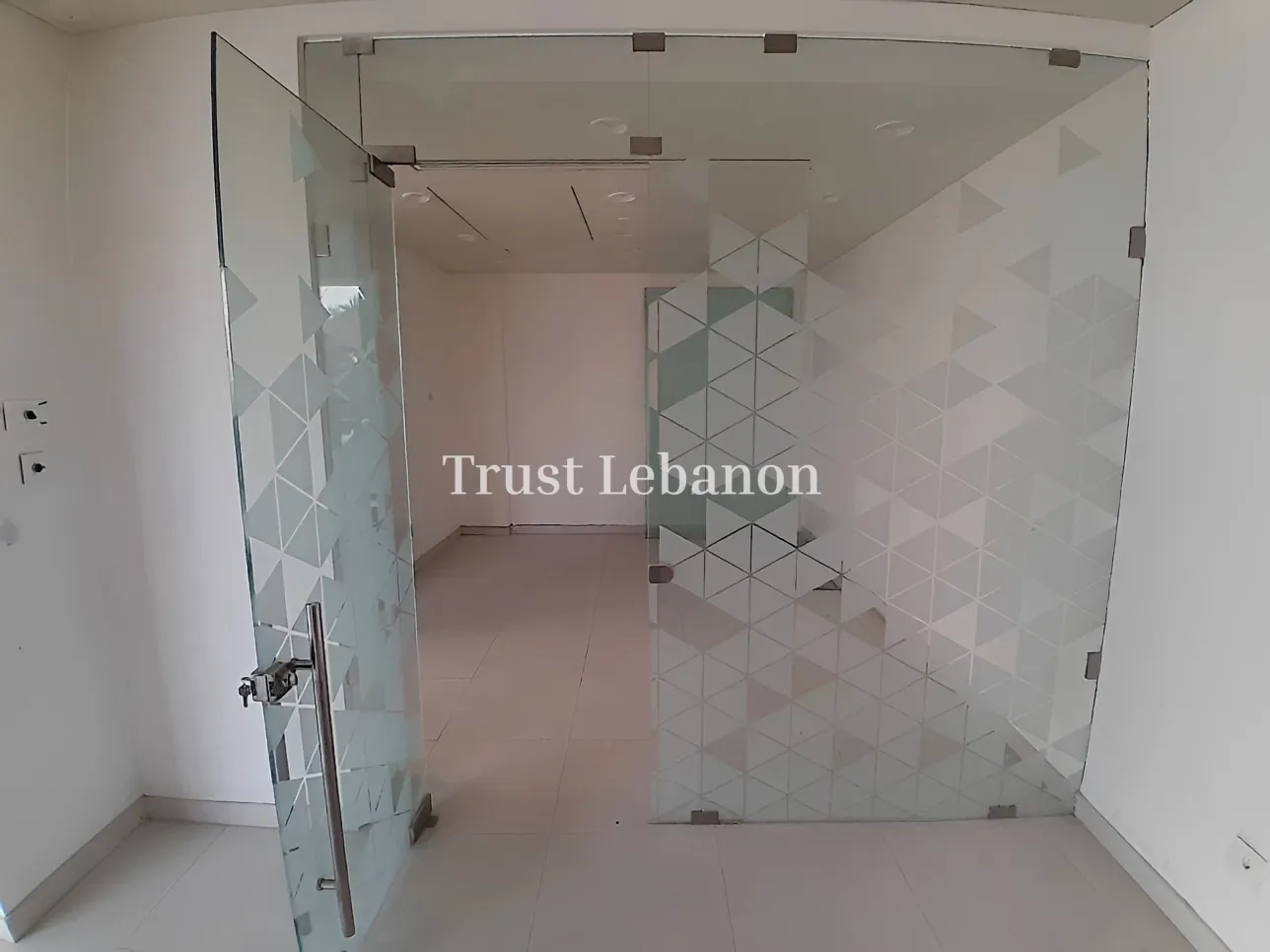 Showroom for rent in Zouk Mikael, Lebanon