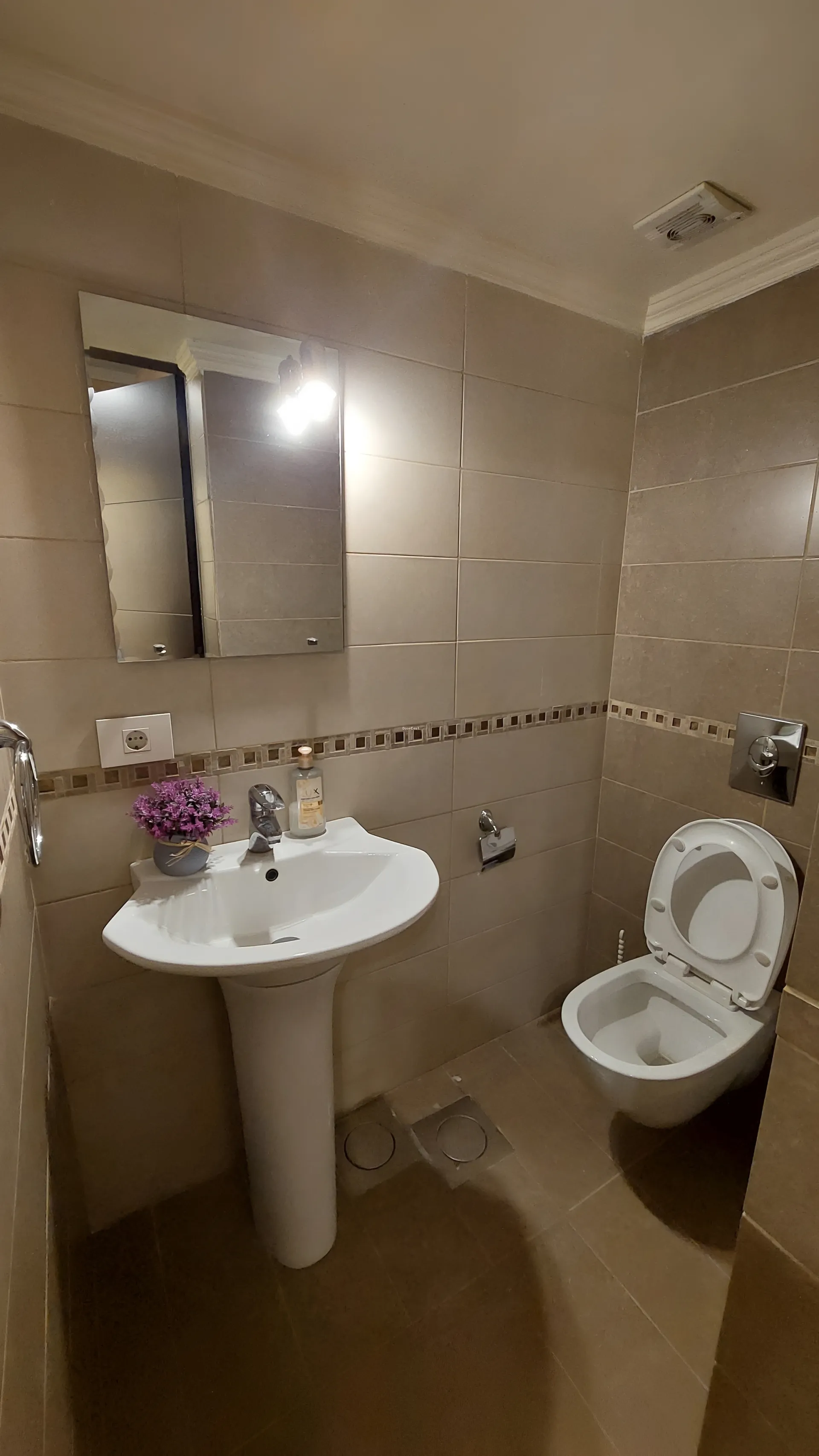 Clinic for rent in Zouk mosbeh