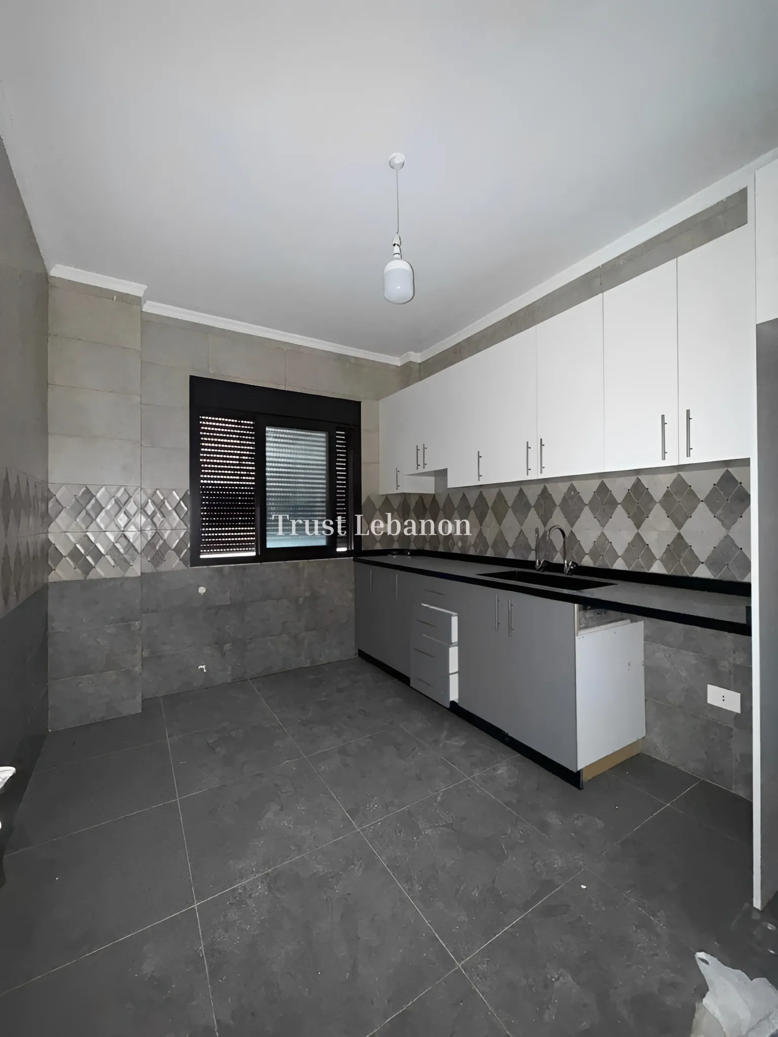 Apartment for sale in Jounieh, Lebanon - 3 bed, 3 bath
