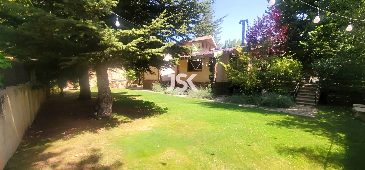 Chalet for Sale in Ouyoun