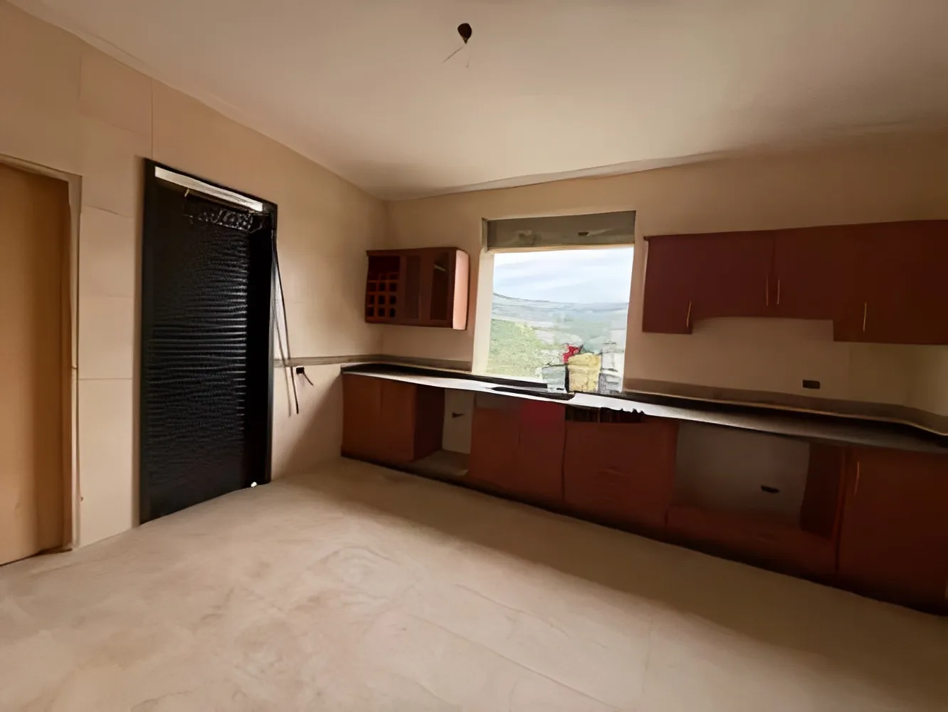 Apartment for Sale in Ajaltoun - 4 bed, 4 bath