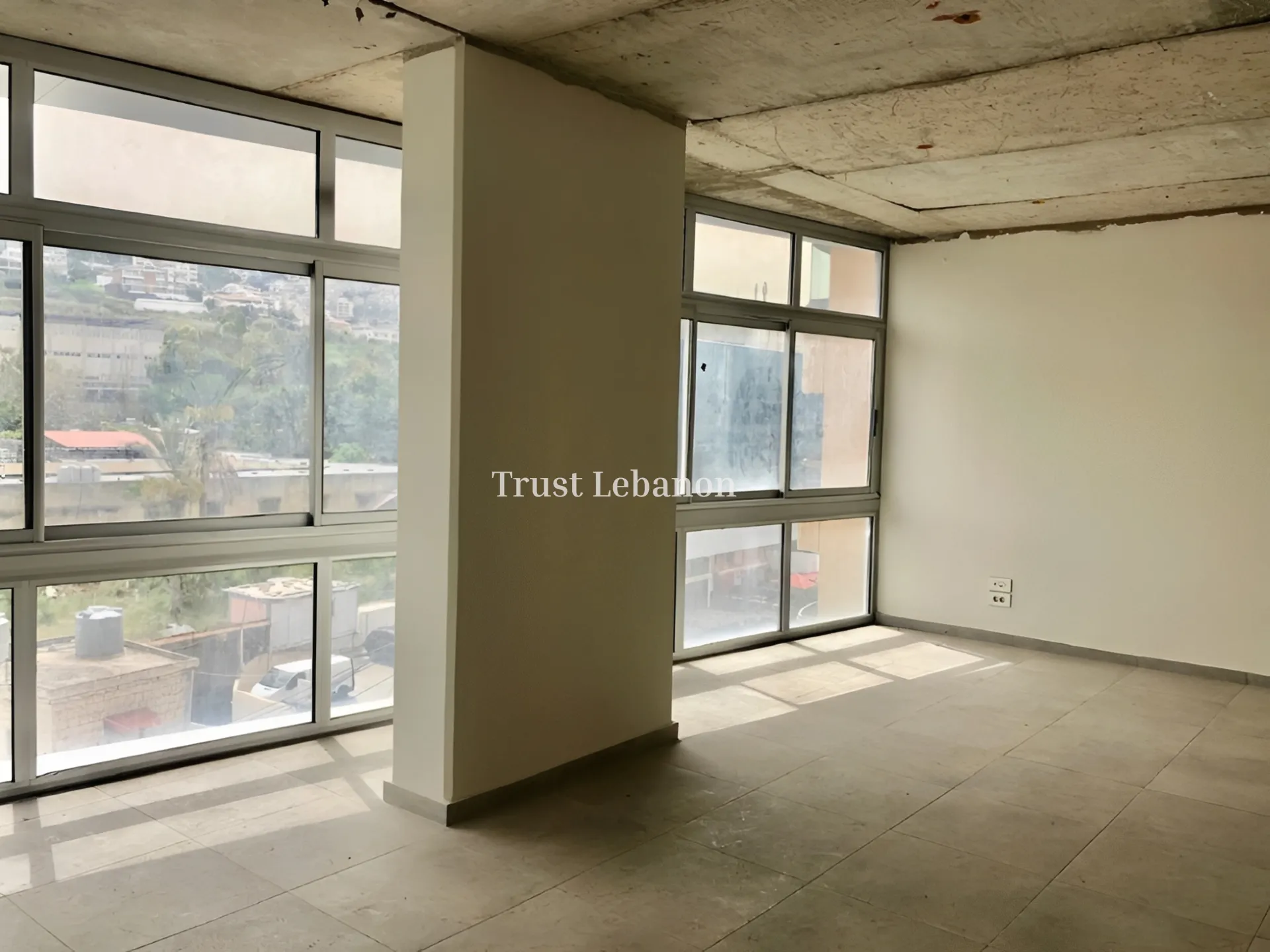 Office for rent in Dbayeh, Lebanon