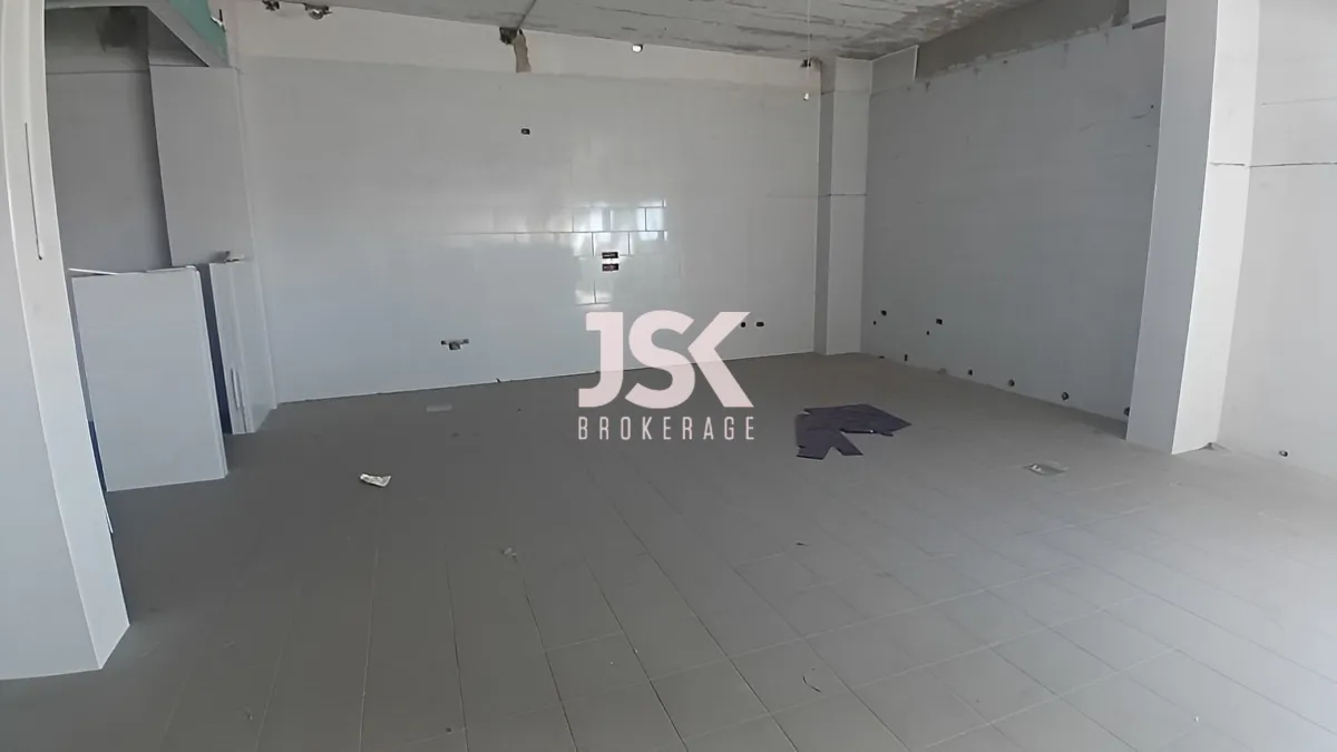 Warehouse for rent in Daoura, Lebanon