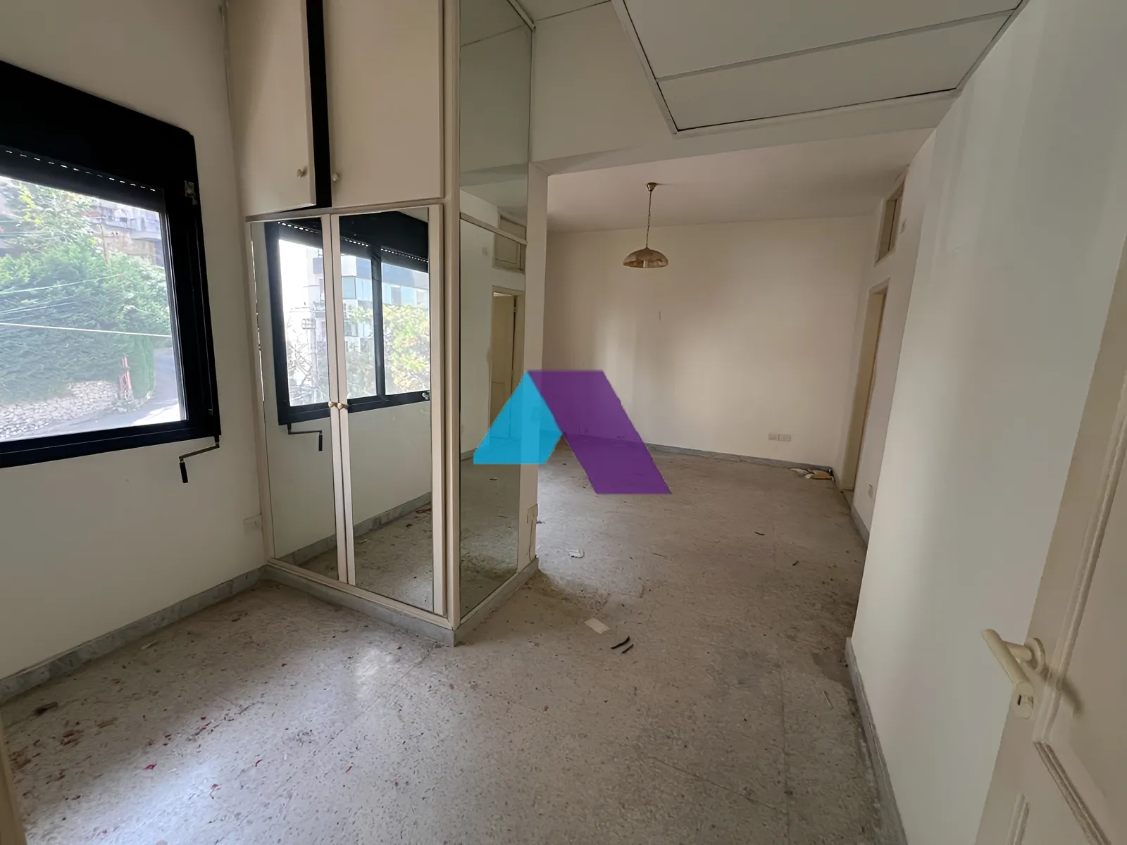 Apartment for Sale in Haret Sakher